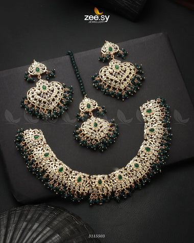 Maniha Necklace Set Golden Green Necklace Sets - Zeesy Jewellery Pakistan | Premium Artificial & Imitation Jewellery