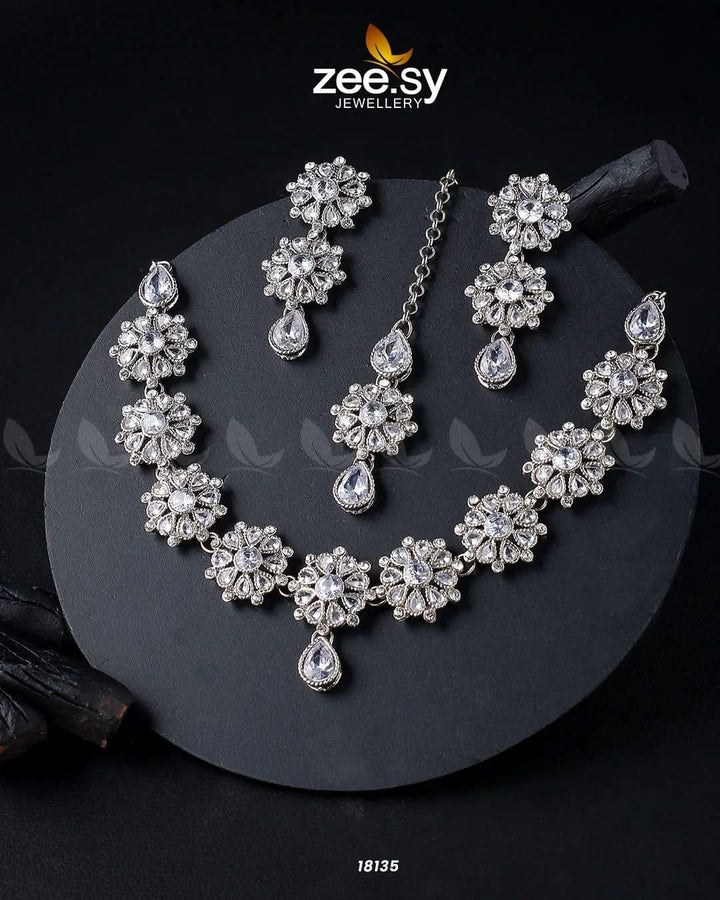 Narcissus Necklace Set Silver White Necklace Sets - Zeesy Jewellery Pakistan | Premium Artificial & Imitation Jewellery