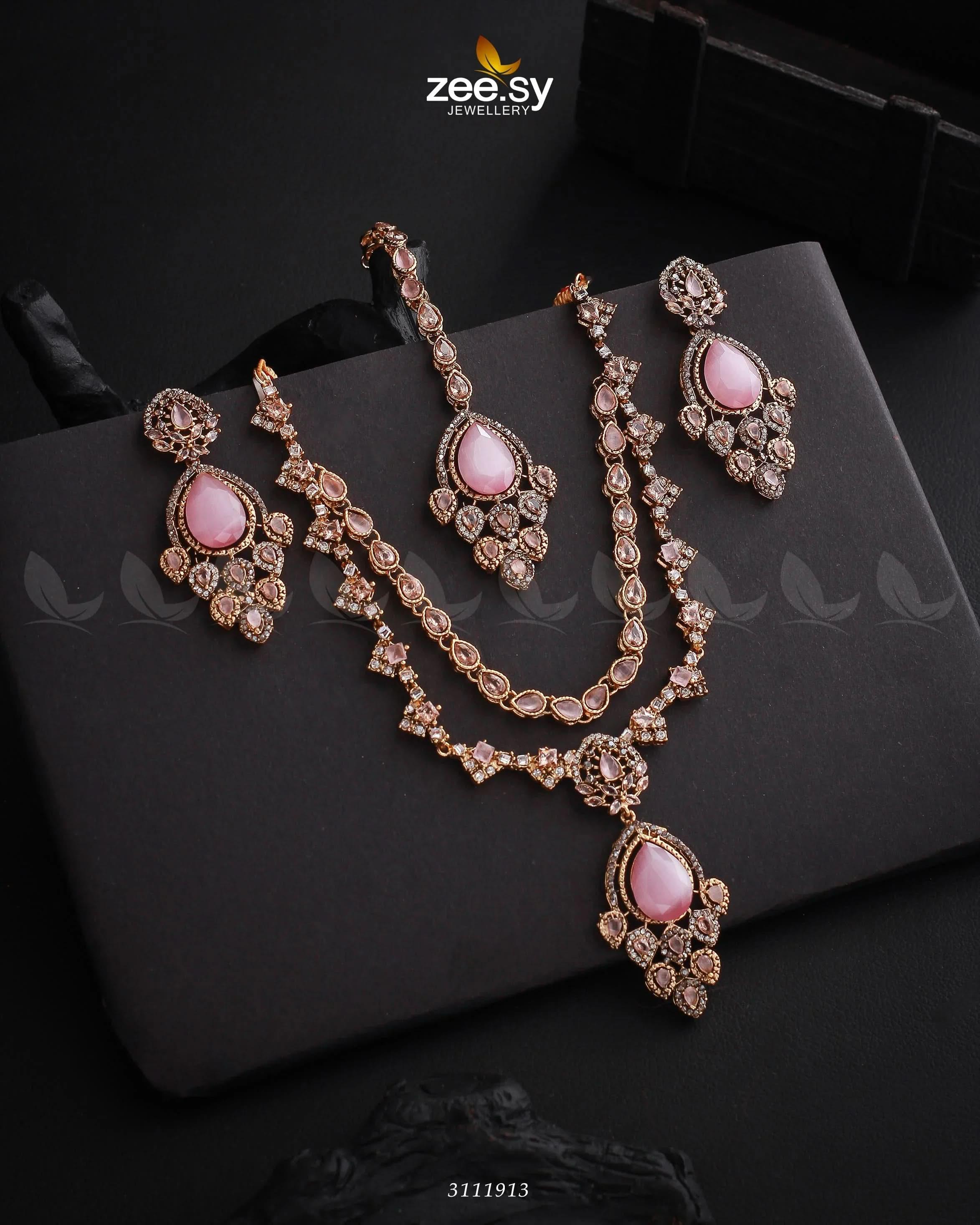 Sushmita Necklace Set - Zeesy.pk