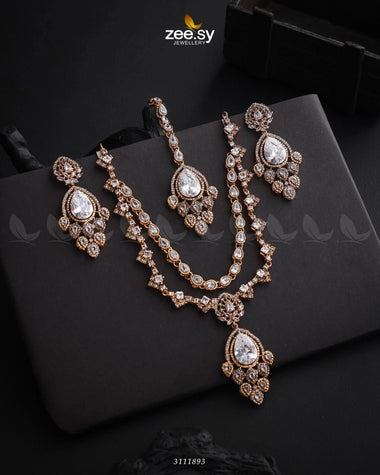 Sushmita Necklace Set Golden White Necklace Sets - Zeesy Jewellery Pakistan | Premium Artificial & Imitation Jewellery