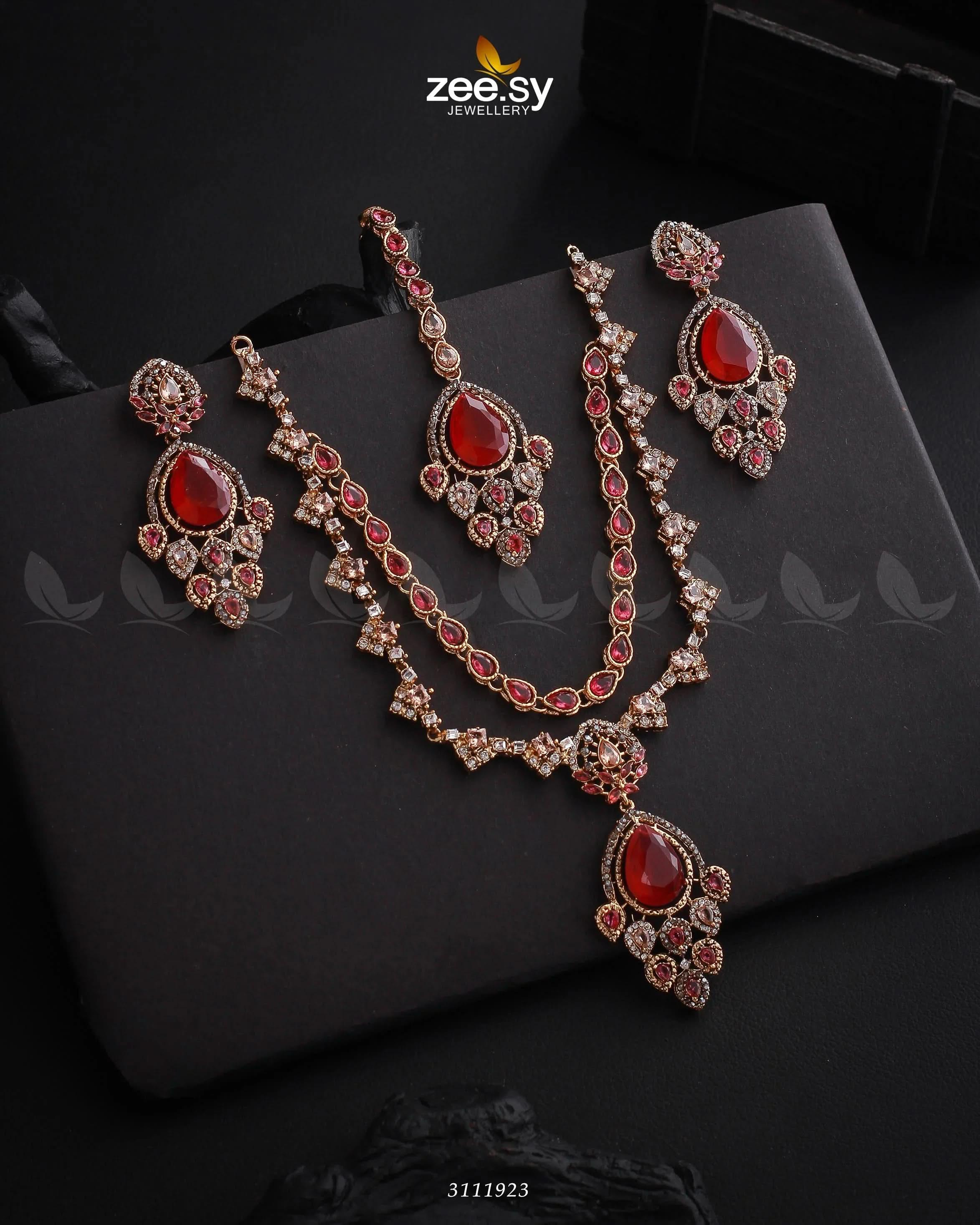 Sushmita Necklace Set - Zeesy.pk