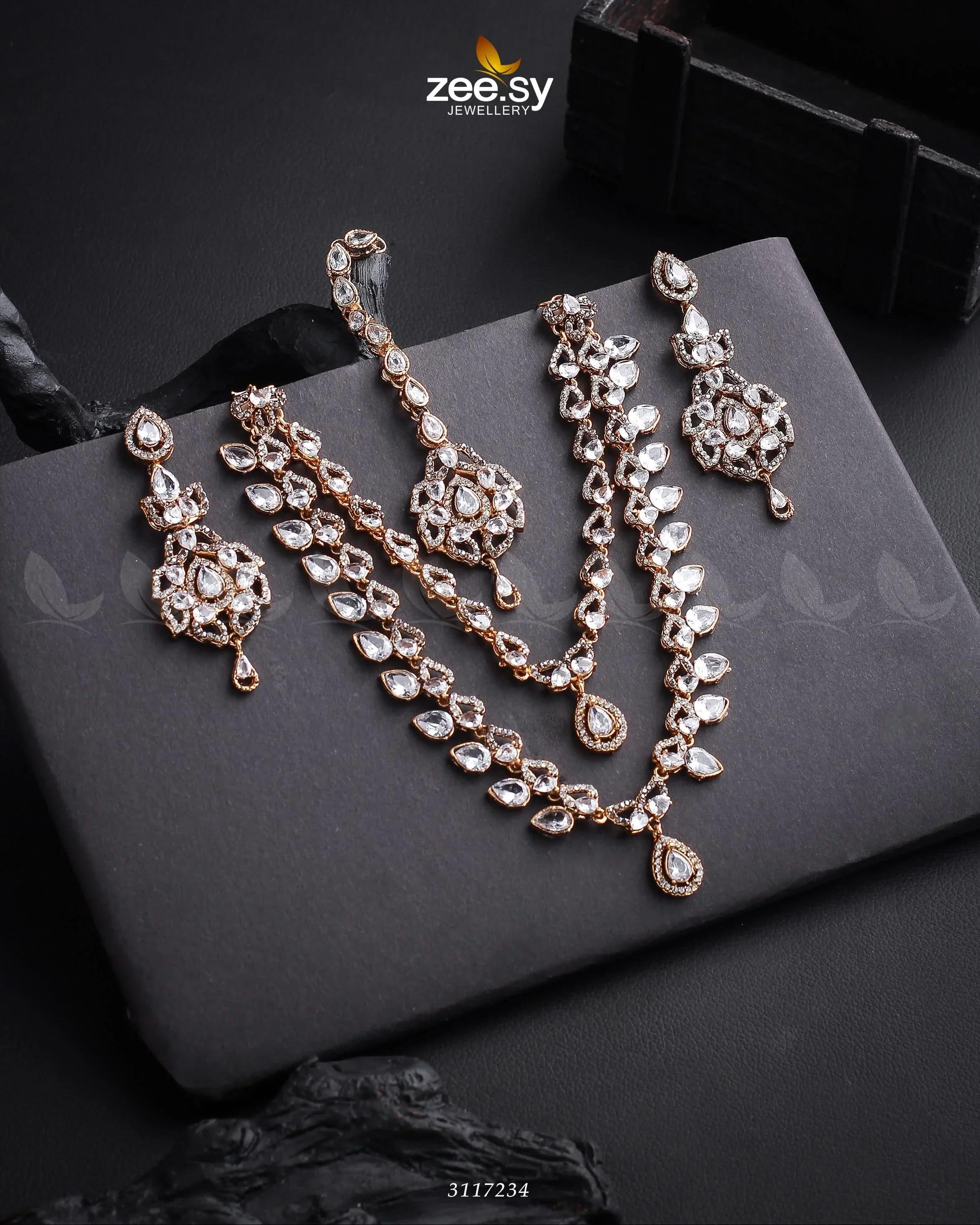 Urwa Hocane Necklace Set Golden White Necklace Sets - Zeesy Jewellery Pakistan | Premium Artificial & Imitation Jewellery
