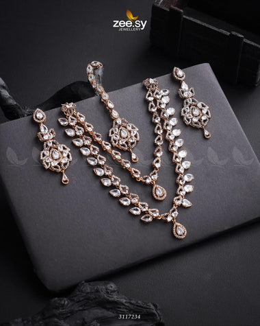 Urwa Hocane Necklace Set Golden White Necklace Sets - Zeesy Jewellery Pakistan | Premium Artificial & Imitation Jewellery