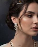 Floral Gilded Sentimental Cluster Necklace Necklace Sets - Zeesy Jewellery Pakistan | Premium Artificial & Imitation Jewellery