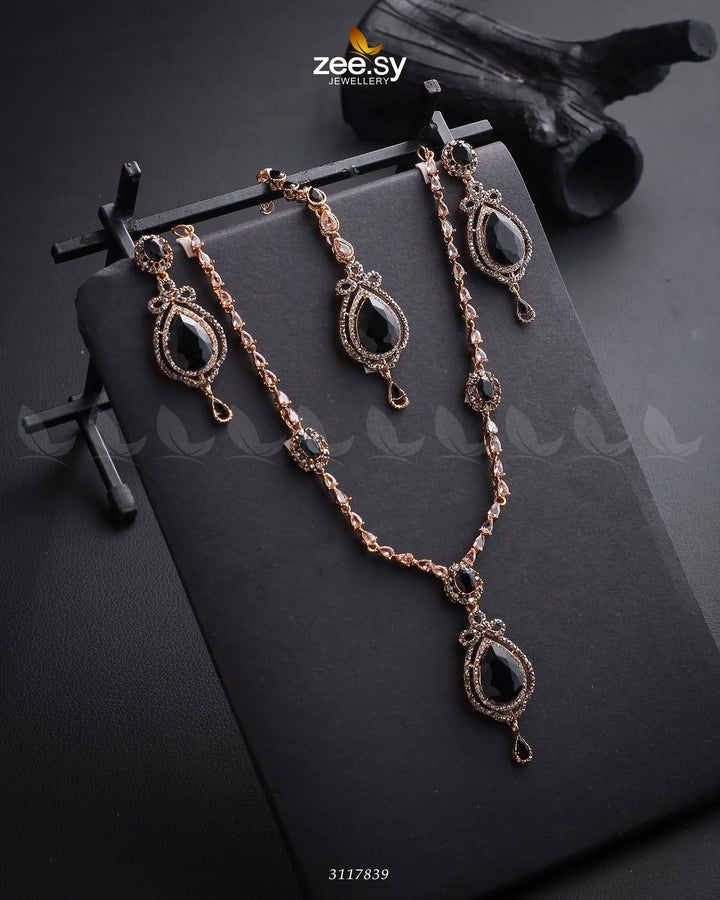 Syra Yousuf Necklace Set Golden Black Necklace Sets - Zeesy Jewellery Pakistan | Premium Artificial & Imitation Jewellery