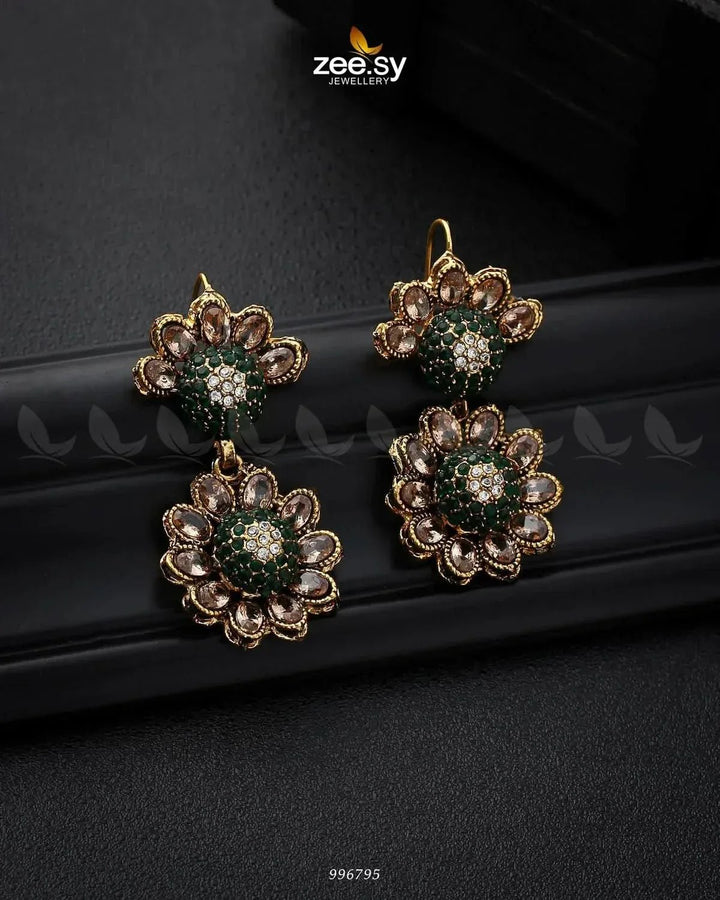 Alstroemeria Necklace set Necklace Sets - Zeesy Jewellery Pakistan | Premium Artificial & Imitation Jewellery