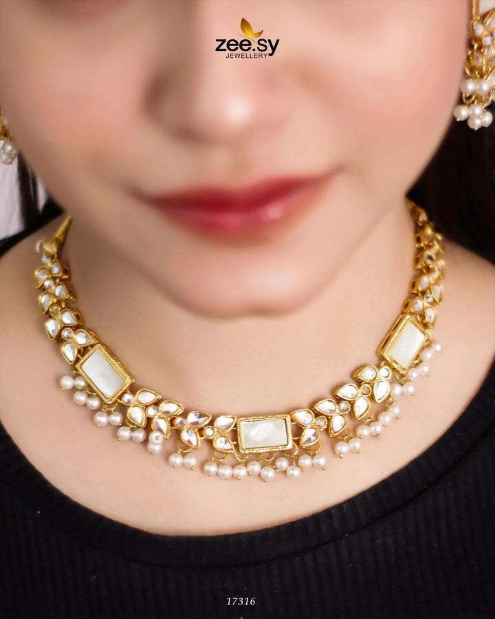 Stunning Necklace White Necklace Sets - Zeesy Jewellery Pakistan | Premium Artificial & Imitation Jewellery