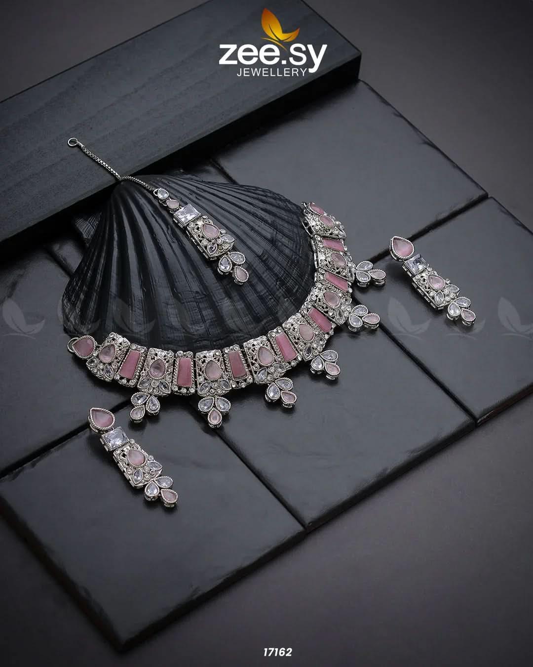 Gemstone Enchantment Necklace - Zeesy.pk