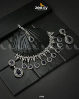 Drop Cut Necklace - Zeesy.pk