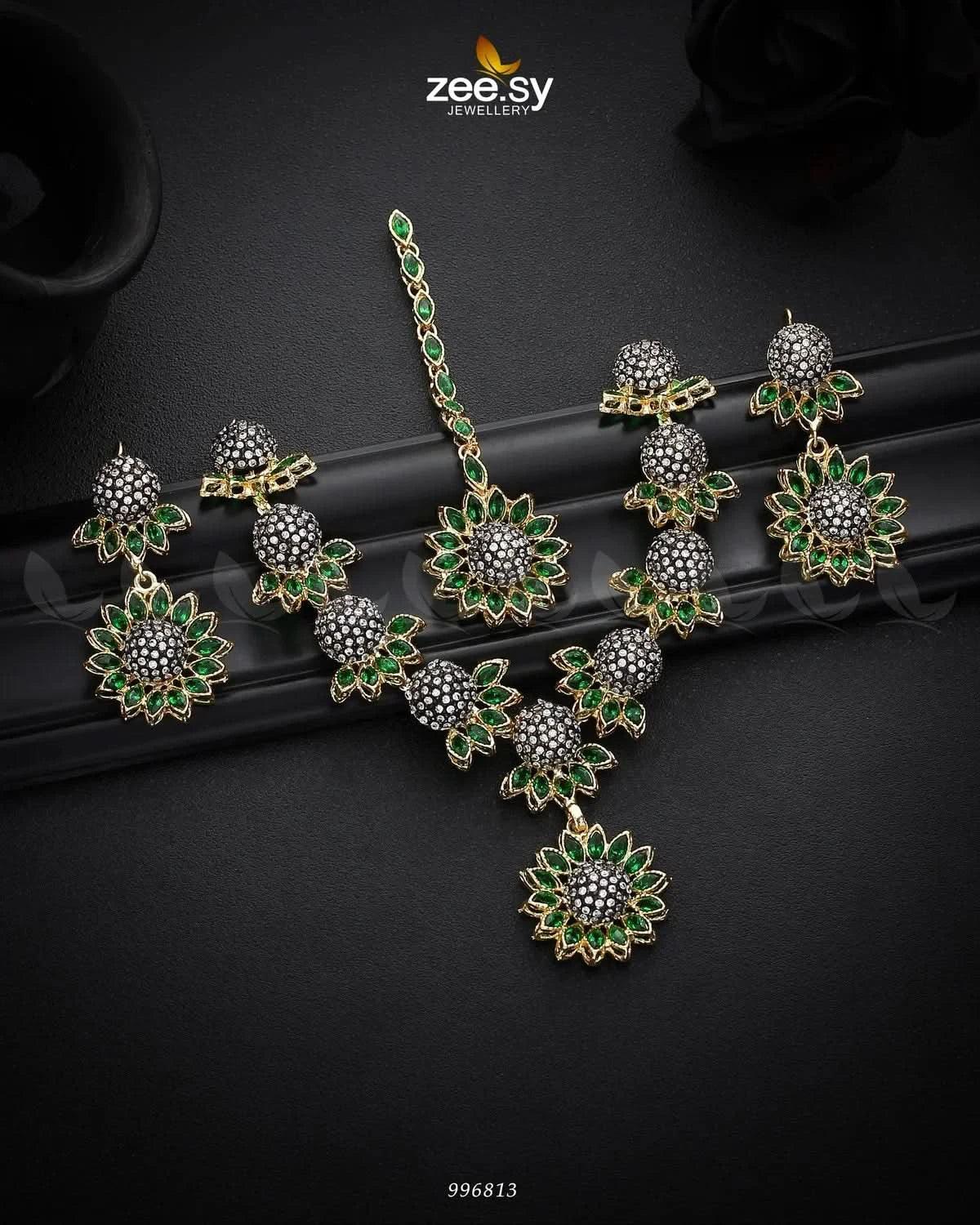 Aquilegia Necklace Set Green Necklace Sets - Zeesy Jewellery Pakistan | Premium Artificial & Imitation Jewellery