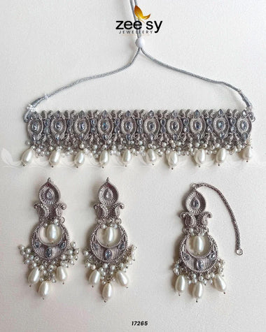 Aura Necklace Set Silver Necklace Sets - Zeesy Jewellery Pakistan | Premium Artificial & Imitation Jewellery
