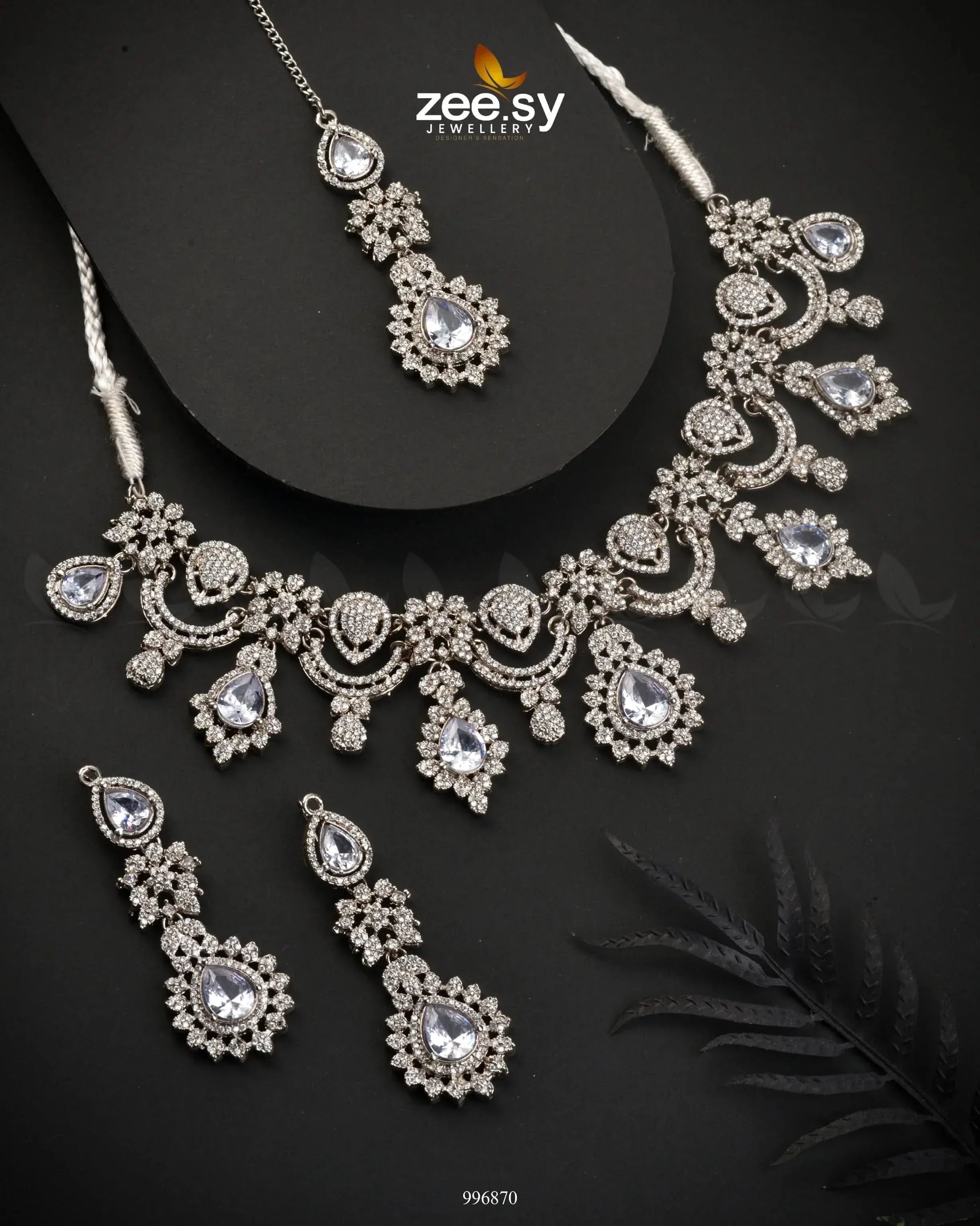Chrysanthemum Necklace White Necklace Sets - Zeesy Jewellery Pakistan | Premium Artificial & Imitation Jewellery