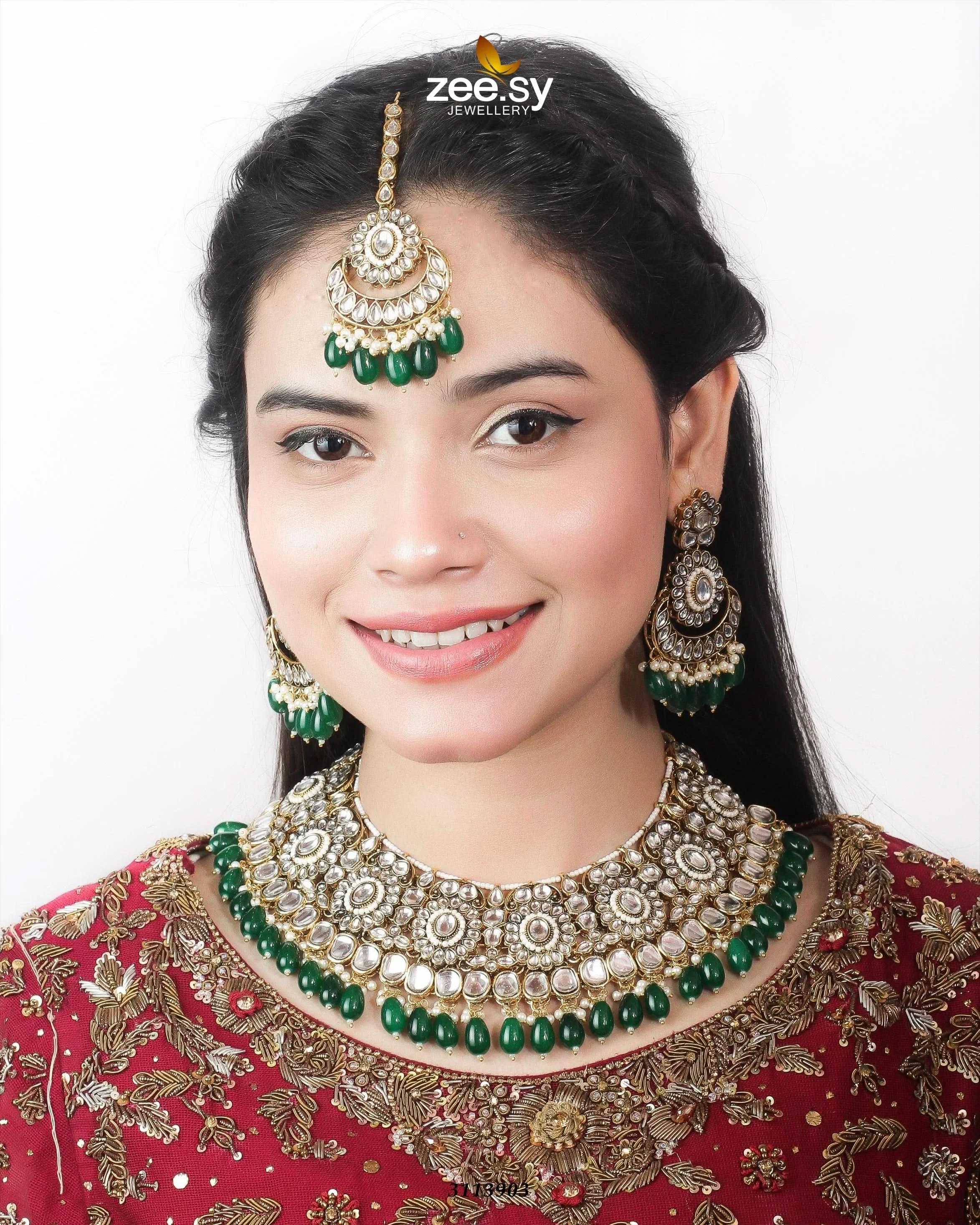 Hoor Bridal Set - Zeesy.pk