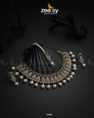 Preeti Necklace Green Necklace Sets - Zeesy Jewellery Pakistan | Premium Artificial & Imitation Jewellery