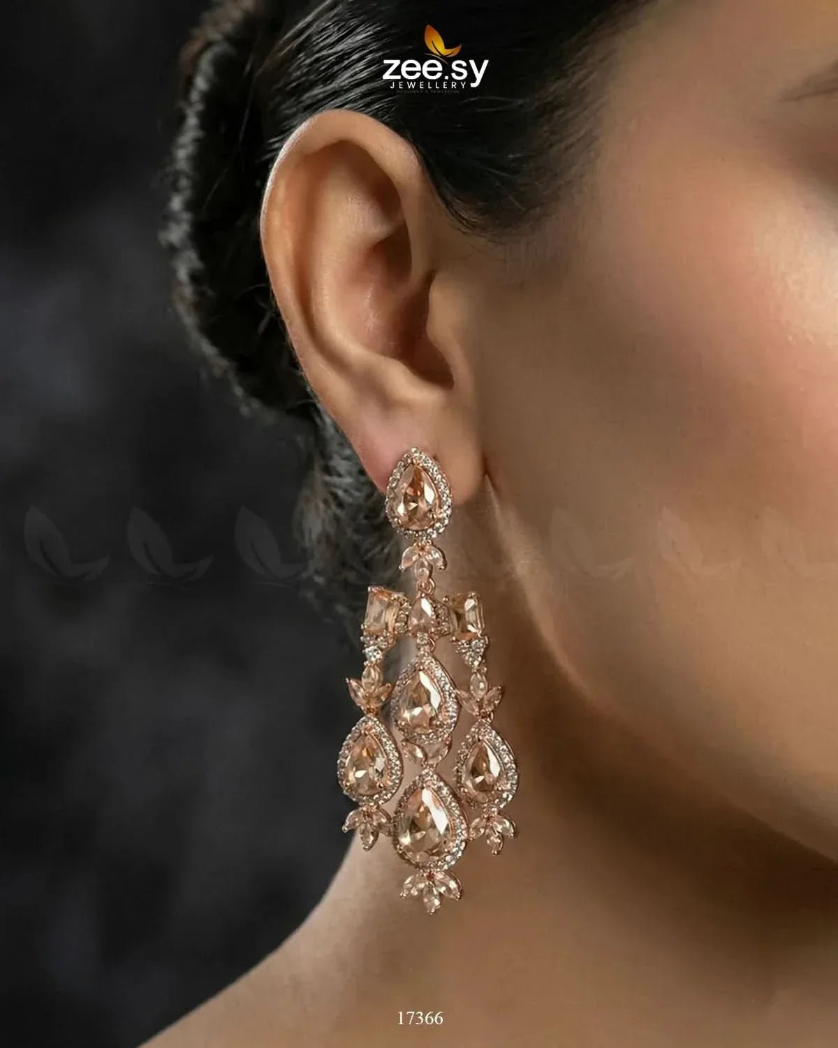 Gorgeous Necklace Set - Zeesy.pk