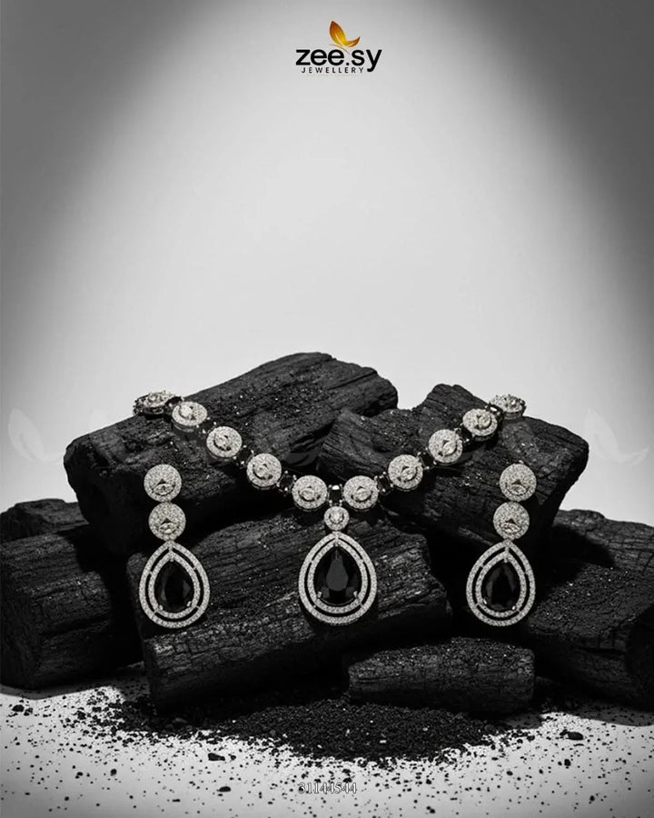 Elegant Heart Cluster Necklace Set Necklace Sets - Zeesy Jewellery Pakistan | Premium Artificial & Imitation Jewellery