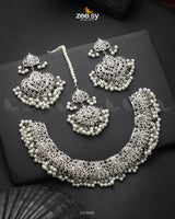 Gracious Necklace Set Silver Pearl Necklace Sets - Zeesy Jewellery Pakistan | Premium Artificial & Imitation Jewellery
