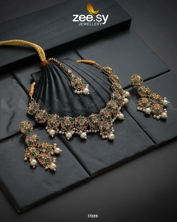 Magnolia Glimmer Necklace Necklace Sets - Zeesy Jewellery Pakistan | Premium Artificial & Imitation Jewellery
