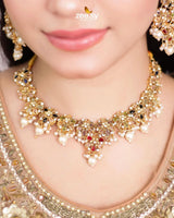 Magnolia Glimmer Necklace - Zeesy.pk