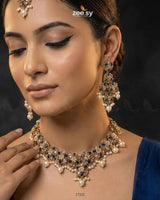 Magnolia Glimmer Necklace - Zeesy.pk