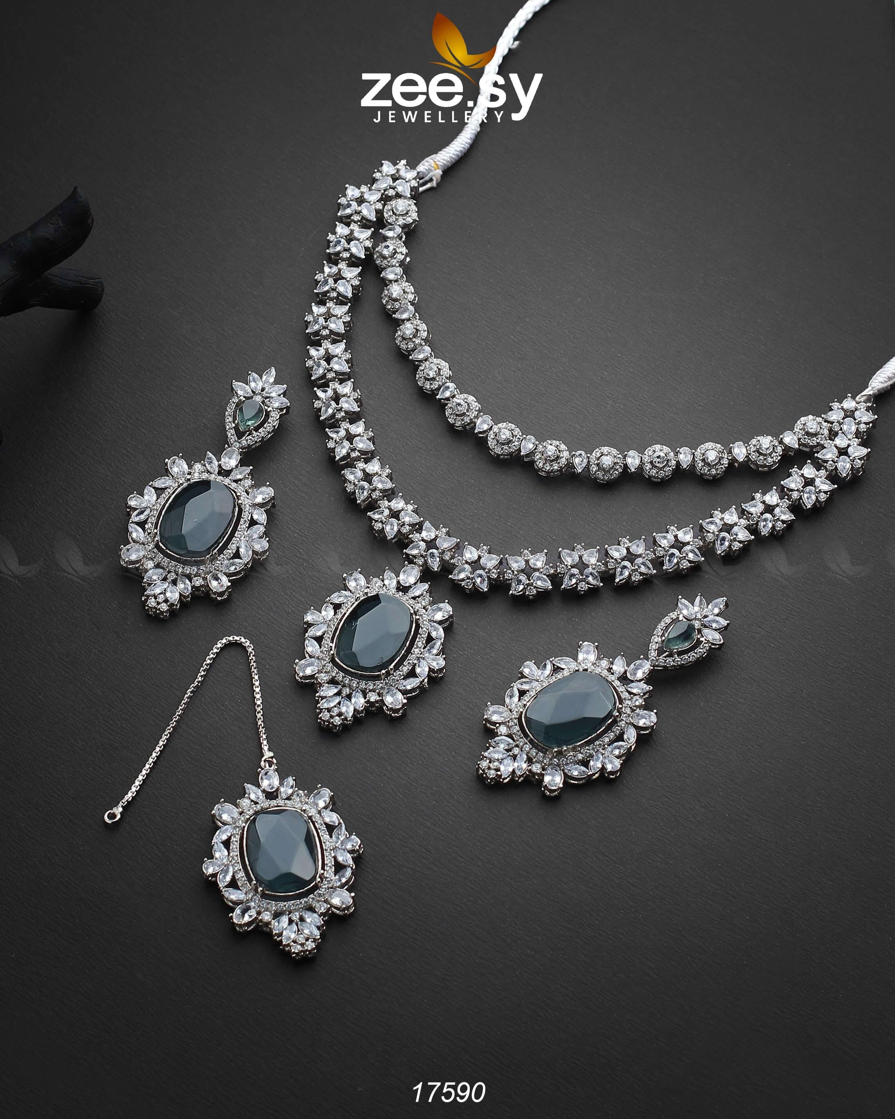 Treasure Necklace - Zeesy.pk