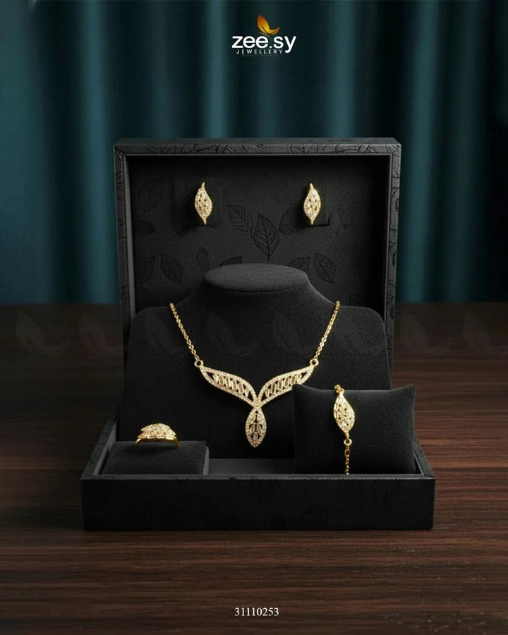 Finchia Pendant Set Golden Pendant - Zeesy Jewellery Pakistan | Premium Artificial & Imitation Jewellery