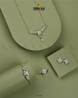 Nivia Pendant - Zeesy.pk